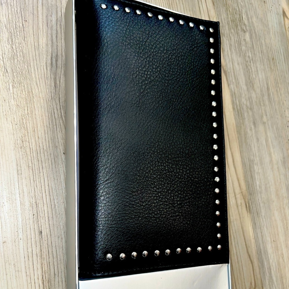 3 in one wallet